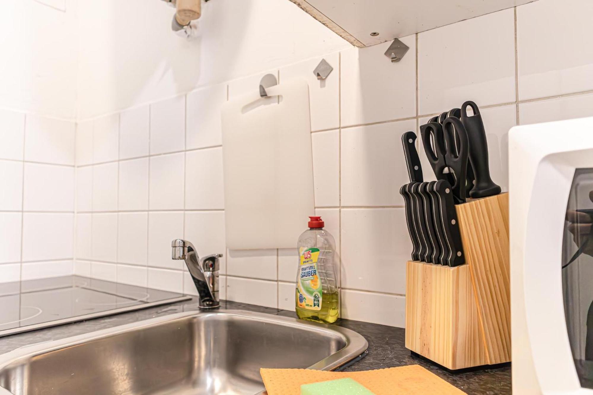 Welcoming 1br Apt- Near U6 Station Am Schoepfwerk Vienna